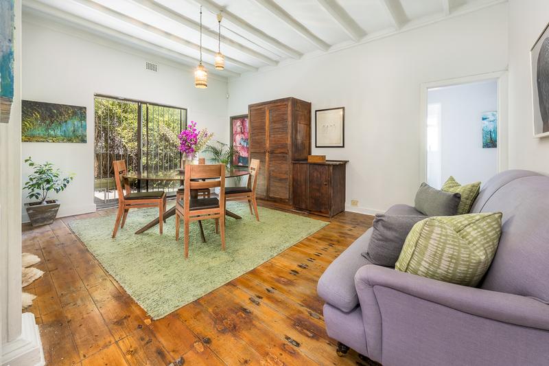 To Let 3 Bedroom Property for Rent in Green Point Western Cape